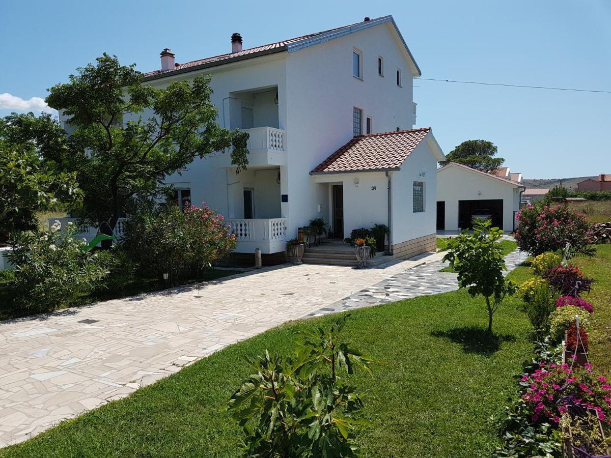 Apartments Smilja Ljubač Esterno foto