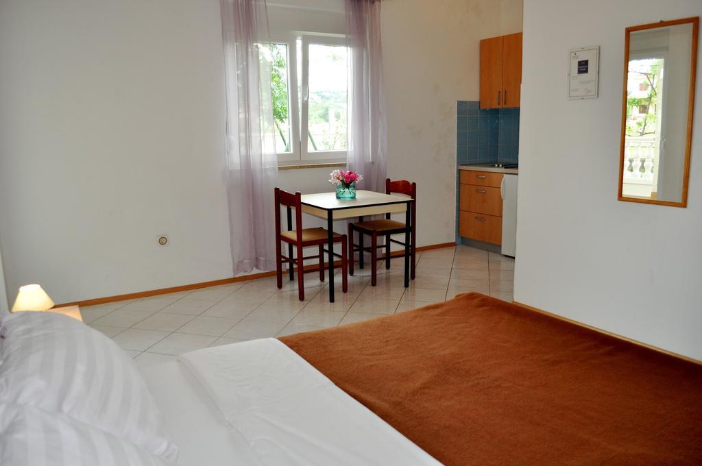 Apartments Smilja Ljubač Esterno foto