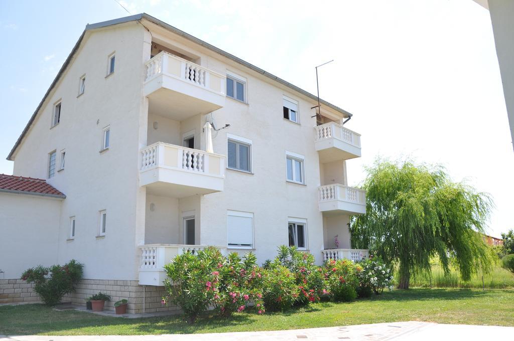Apartments Smilja Ljubač Esterno foto