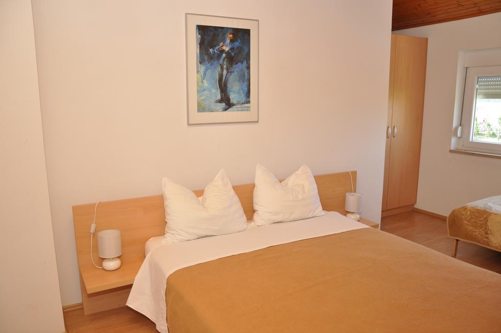 Apartments Smilja Ljubač Esterno foto